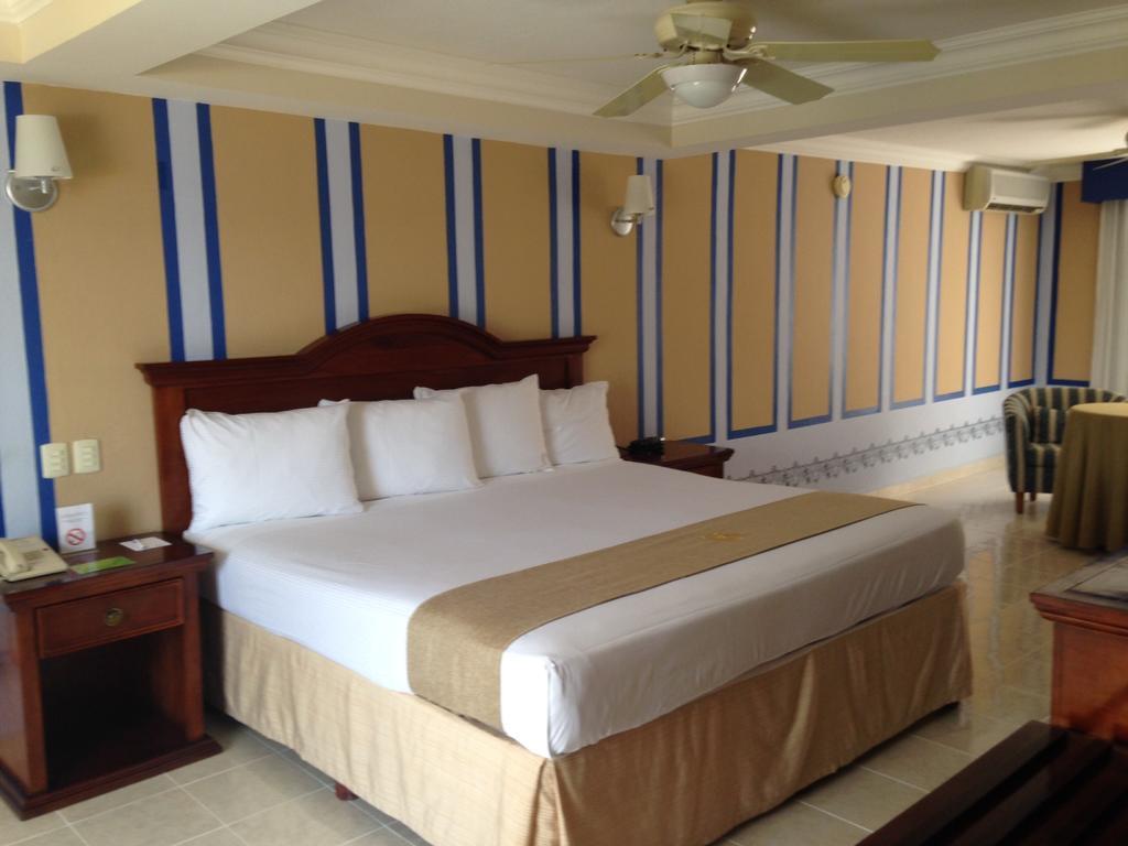Hotel Plaza Colonial Campeche Cameră foto